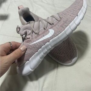 Nike Free Run 5.0 Women's Running Shoes, Platinum Violet/White, 9 M US